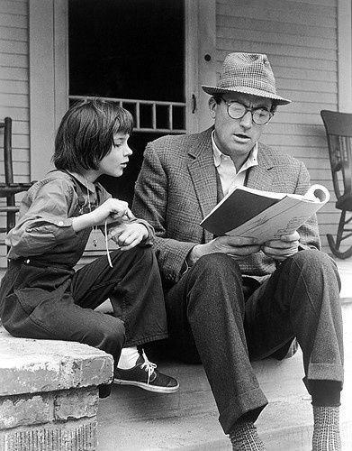 “You never really understand a person until you consider things from his point of view... Until you climb inside of his skin and walk around in it.”  ― Harper Lee, To Kill a Mockingbird Mary Badham, Klasik Hollywood, Gena Rowlands, Atticus Finch, Kill A Mockingbird, Gregory Peck, Faye Dunaway, John Waters, Harper Lee