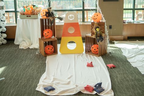 Candy Corn Hole Fall Festival Games, Pumpkin Unit, Festival Games, Corn Hole, Fall Festival, Candy Corn, Halloween Party, Corn, Baby Shower