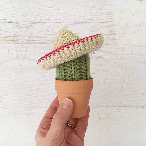 Amigurumi PATTERN Carl the Cactus Crochet Cactus, Sombrero Hat, Printable Gift Tags - Etsy Amigurumi Plants, Crochet Puff Flower, Sombrero Hat, Crochet Cactus, Easy Crochet Projects, Crochet Plant, Crochet Flower Patterns, Crochet Slippers, Unique Crochet