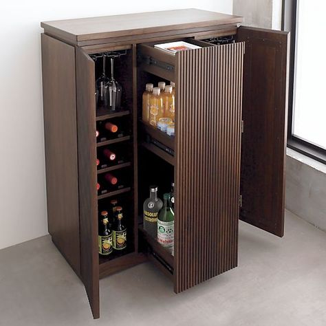 Living Room Bar Cabinet, Home Bar Cabinet, Clever Kitchen Storage, Bar Mini, Bar Unit, Modern Home Bar, Bar Storage, Mini Bars, Home Bar Designs