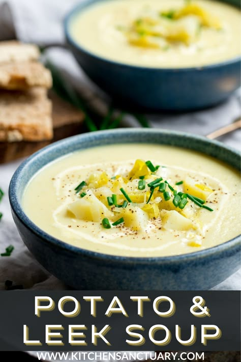 Potato Soup Leek, Cream Of Leek And Potato Soup, French Potato Soup, Creamy Potato Leek Soup Recipe, Autumn Soups And Stews, French Leek Soup, French Soup Recipes, Leek And Potato Bake, Leek Soup Recipes