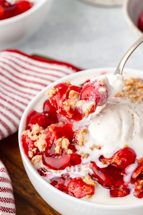 If you’re a huge fan of fruit desserts, you’ll love this Easy Cherry Crisp! With a sweet cherry filling and a crunchy oatmeal streusel topping, there’s no need for a pie crust to achieve a good crisp. Easy Cherry Crisp, Oatmeal Streusel Topping, Crunchy Oatmeal, Cherry Crisp, Cherry Filling, Cherry Pie Filling, Streusel Topping, Sweet Cherries, Cherry Pie