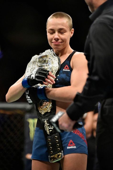 Rose Namajunas - UFC Thug Rose, Female Mma, Female Mma Fighters, Mma Motivation, Rose Namajunas, Mma Videos, Mma Girls, Mma Workout, Ufc Women