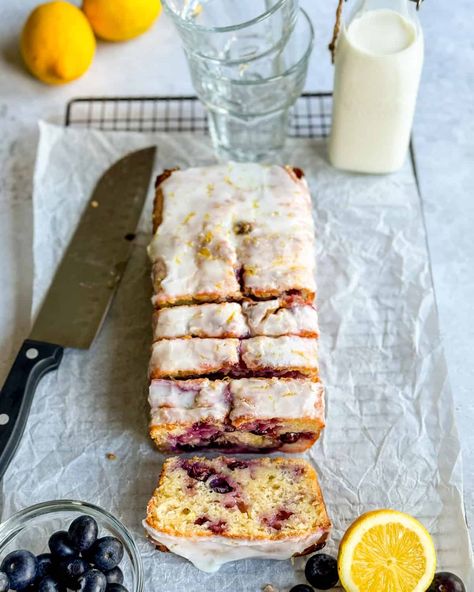 82 Calorie Blueberry Lemon Loaf Low Calorie Pastry, Low Cal Blueberry Desserts, Healthy Blueberry Recipes Low Calories, Low Calorie Blueberry Recipes, Low Calorie Loaf Cake, Low Calorie Lemon Loaf, Blueberry Lemon Loaf, Healthy Protein Desserts, 500 Calories Recipes