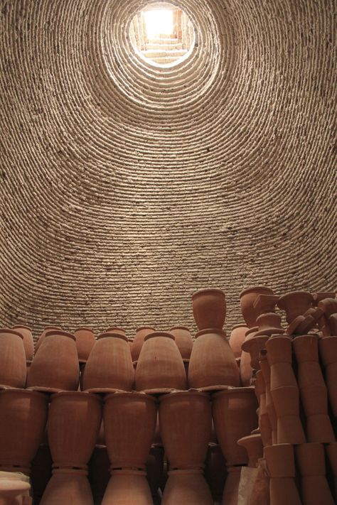 Kiln Architecture, Pottery Architecture, Iranian Pottery, Clay Kiln, Ice House, Brick Cladding, Pottery Kiln, Tottori, Ice Houses