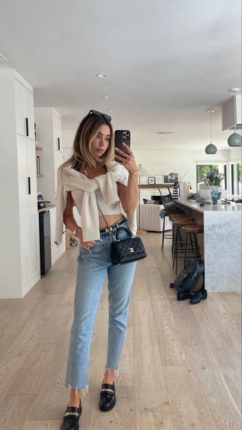 Sierra Furtado Outfits, Sierra Furtado, Jean Straight, Jeans Fashion, Day Outfit, White Sweater, Modern Chic, White Crop, Inspiration Board