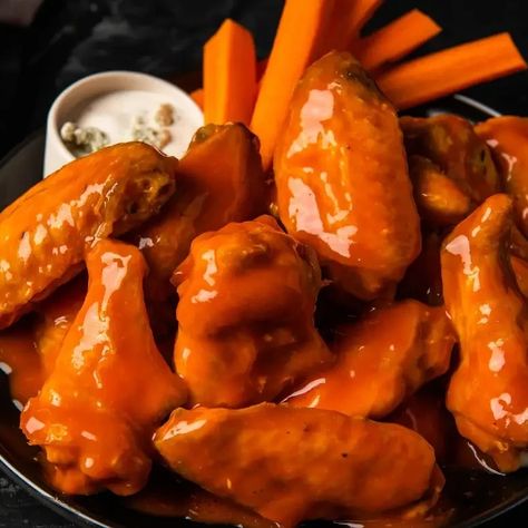 Air Fryer Chicken Recipes & Buffalo Wings | Frank’s® RedHot® US Buffalo Wings Recipe Air Fryer, Buffalo Chicken Wings In Air Fryer, Red Hot Wings Recipe, Sweet Chili Wings Recipe, Chili Wings Recipe, Chicken Recipes Buffalo, Air Fryer Buffalo Wings, Red Hot Chicken, Ranch Chicken Wings