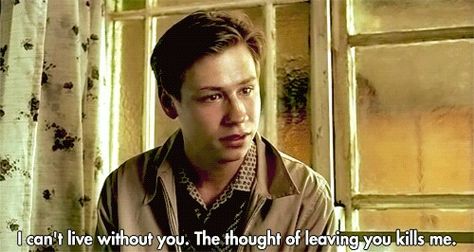 The Reader Movie Quotes, David Kross The Reader, David Kross, Animiertes Gif, Cinema Quotes, German Men, Cant Live Without You, Movies Quotes, Ralph Fiennes