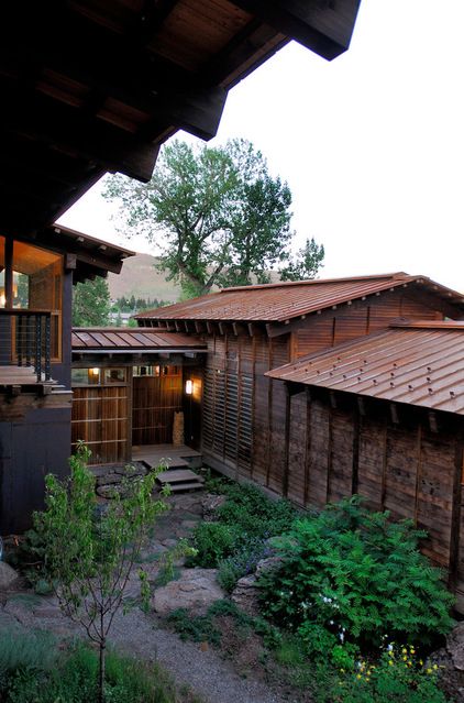 Contemporary Exterior by HABITAT Landscape Architecture Hidden Entrance, Japanese Courtyard Garden, Japanese Courtyard, Entry Courtyard, Urban Courtyards, Eichler Homes, Drought Tolerant Landscape, Landscape Inspiration, Garden Courtyard