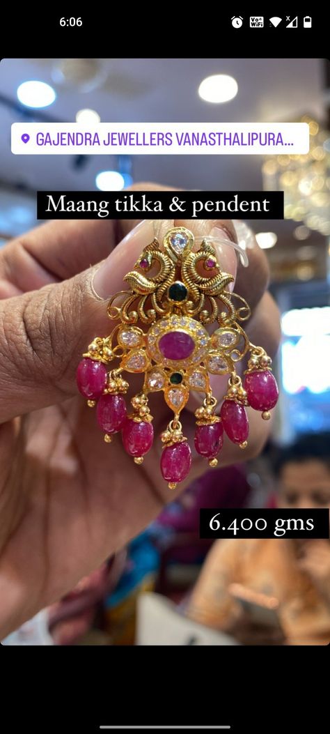 Gold Lockets For Beads Chain, Light Weight Gold Pendent, Pendent Set Gold Light Weight, Gold Lockets Indian Pendants, Chain Lockets Gold Simple, Gold Jada Designs, Pendents Gold, Lockets Gold Indian, Pendent Set Gold