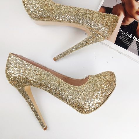 Glamorous Gold High Heel Court Shoes, Gold Glitter High Heels, Glamorous Gold Sequined Heels, Luxury Gold Glitter Heels, Gold Ankle-high Heels With 4-inch Heel, Gold Glitter Heels, High Heels For Prom, Sparkle Heels, Elegant Pumps