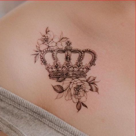 Tatoo Crown, Queen Tattoo Designs, Crown Tattoos For Women, Small Crown Tattoo, Crown Tattoos, Crown Tattoo Design, Queen Tattoo, Tatuaje A Color, Tattoo Designs For Men