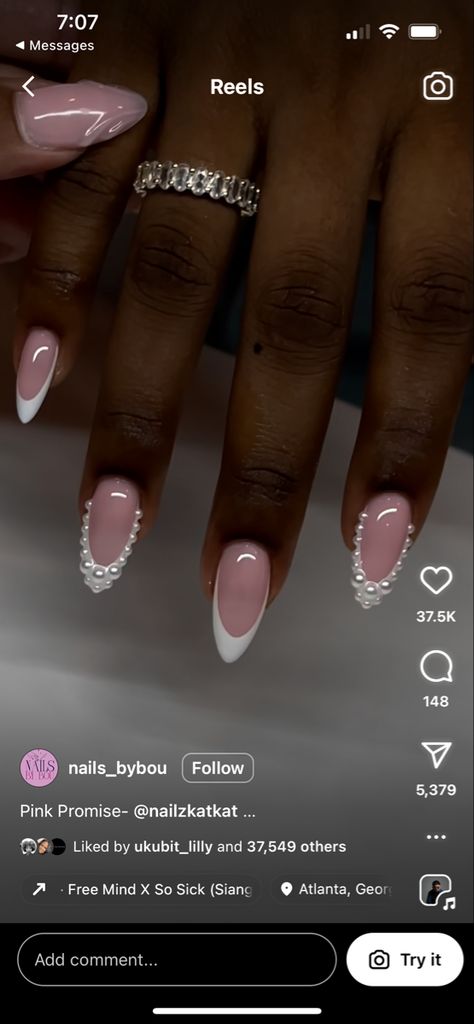 Beach Nail Designs Almond, Wedding Nails For Bride Oval Shape, Bach Party Nails Bride, Pedicure With Pearls, Wedding Nails On Black Women, Almond Shaped Bridal Nails, Beach Wedding Guest Nails, 2024 Bridal Nails, Short Almond Wedding Nails For Bride