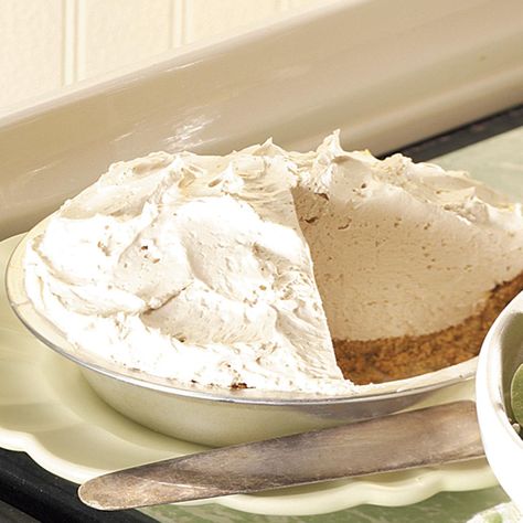 Irish Coffee Pie Recipe -Even though we aren't Irish, my Mom made this pie for my Dad every St. Patrick's Day. —Holly Nauroth, Fruita, Colorado Mile High Pie Recipe, Coffee Pie, Sweet Pie, Irish Coffee, Irish Recipes, Mile High, Pie Dessert, Taste Of Home, Decadent Desserts