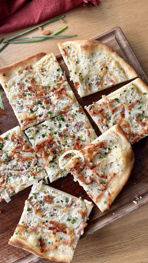 Onion Tart Recipe, French Pizza, Creme Fraiche Sauce, Tart Recipes Savory, Pizza Crust Dough, French Tart, Onion Tart, Sweet Onions, Making Homemade Pizza