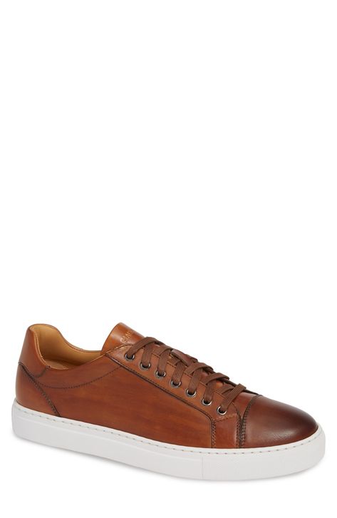 MAGNANNI JACKSON SNEAKER. #magnanni #shoes Brown Sneakers Outfit Men, Brown Sneakers Outfit, Staple Sneakers, Sneakers Outfit Men, Men Dress Shoes, Gentleman Shoes, Mens Fashion Classy, Sneaker Men, Brown Sneakers