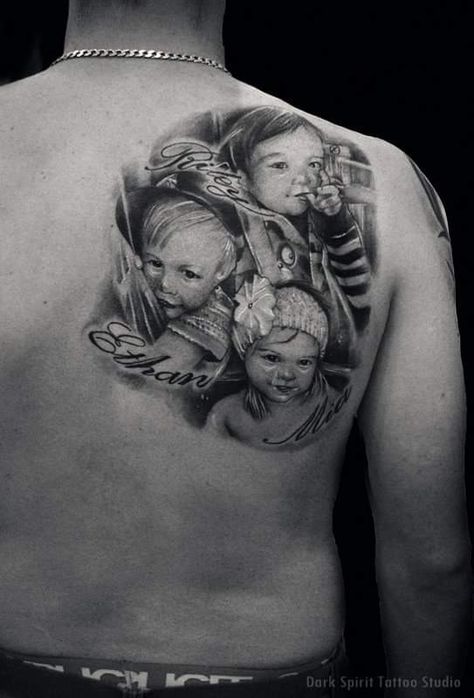 Shoulder Portrait Tattoo, Family Portrait Tattoo Ideas, Portrait Tattoo Placement For Women, Wife Portrait Tattoo, Back Portrait Tattoo, Leg Portrait Tattoo, Family Portrait Tattoo, Baby Portrait Tattoo, Realistic Portrait Tattoo