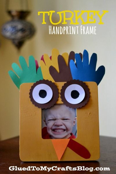 Turkey Handprint Frame {Kid Craft} - a great keepsake to make with the kids in honor of Thanksgiving November Crafts Preschool, Handprint Frame, November Projects, Thanksgiving Crafts For Toddlers, Preschool Thanksgiving, Turkey Handprint, Thanksgiving Crafts Preschool, Thanksgiving Placemats, Thanksgiving Activity