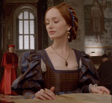 Giulia Farnese - The Borgias "Paolo" Jane Boleyn, Giulia Farnese, Borgias Costumes, Lotte Verbeek, The Borgia, The Borgias, Costume Drama, Movie Costumes, Historical Costume