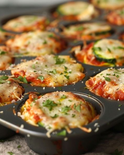 So tasty and easy! Wish I knew about this recipe sooner! Vegaterian Italian Recipes, Vegetarian Recipes With Zucchini, Light Food Recipes Healthy, Lasagna Cups Recipe Muffin Tins, Easy Keto Vegetarian Recipes, Zucchini Recipes Stovetop, Carbless Lunch, Italian Zucchini Recipes, Lite Dinner Ideas