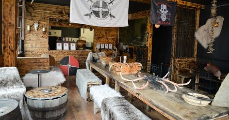 Viking Tavern, Viking Restaurant Design, Viking Interior Design, Medieval Bar, Vikings Buffet Restaurant, Viking Longhouse Interior, Home Pub Ideas, Spit Roast, Boho Store