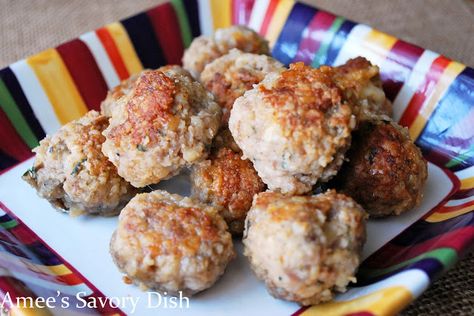 Amee's Savory Dish: The Best Gluten-Free Meatballs Southern Christmas Recipes, Southern Appetizers, Sausage Cheese Balls, Cream Cheese Sausage Balls, Sausage Balls Recipe, Gluten Free Meatballs, Classic Southern Recipes, Three Ingredient Recipes, Breakfast Appetizers