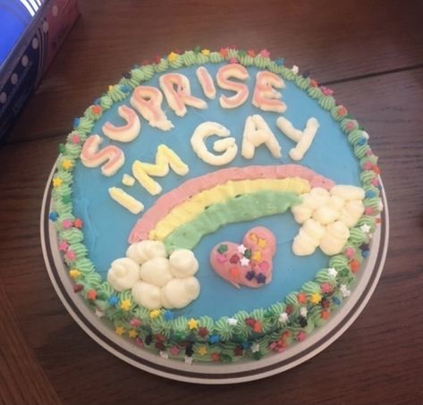 Gay Birthday Cake, Coming Out Cake, Funny Cake Designs, Cake Designs Funny, Funny Cake Ideas, Silly Cakes, Goofy Cake, Cursed Cakes, Funny Cakes