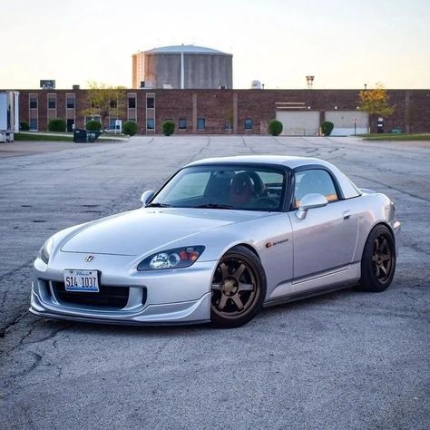 Honda S2000 😎  Owner: @maguz_15 #jdm #supercars #s2000 #honda #iconiccars #car #cars S2000 Honda, Honda S2k, Black Honda, Honda S2000, Car Mods, Big Car, Japanese Cars, Whips, Supercars