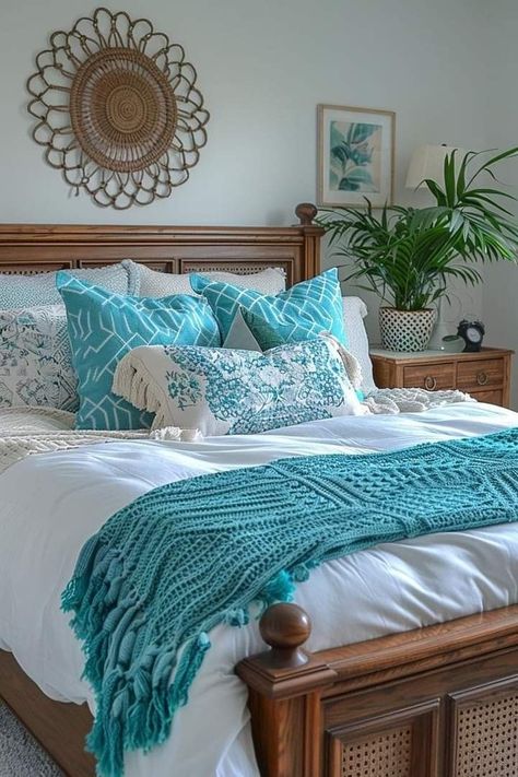 Coastal Bedroom Design, Boho Coastal Bedroom, Comfy Furniture, Coastal Bedroom Ideas, Headboard Inspiration, Boho Beach House, Beach Inspired Decor, Teal Bedroom, Beach House Interior Design