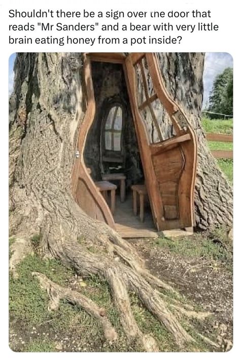 Hobbit Aesthetic Home, Tree Trunk House, Hobbit House Interior, Old Caravan, Stump House, Caravan Trailer, Tree House Designs, Hobbit House, Fantasy House