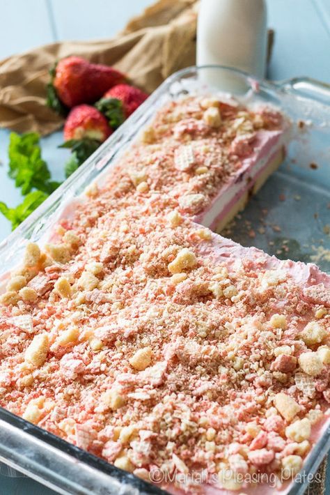 Fresh Strawberry Ice Cream, Fourth Of July Recipes, Sweet Potato Veggie Burger, Fresh Corn Recipes, Icebox Cakes, Icebox Desserts, Box Cakes, Strawberry Crunch, July Recipes