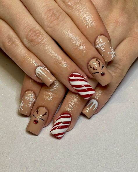 How cute are these little reindeer 🥹♥️ #nailtech #nailsnailsnails #nailart #slcnails #slcnailtech #utahnails #801nails #acrylicnails #christmas #christmasnails #reindeernails #winternails #homebasednailtech Reigndeer Nails, Reindeer Nails Designs Xmas, Western Christmas Nails, Christmas Reindeer Nails, Christmas Nails Reindeer, Christmas Nails Brown, Rudolph Nails, Reindeer Nails, Short Square Acrylic Nails