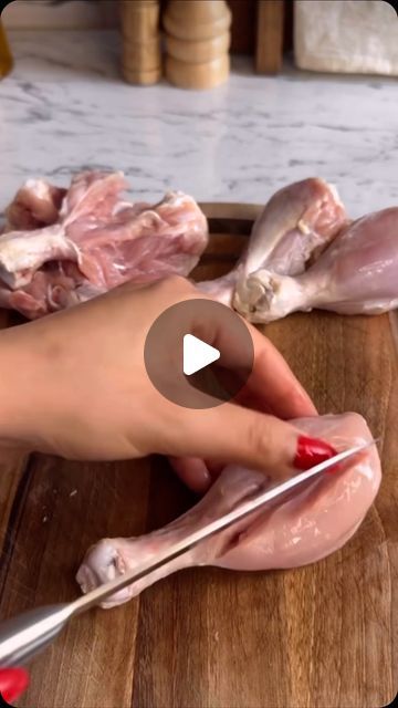 Food & baking 🍲🍩 on Instagram Yummy Food Recipes Chicken, Quick Chicken Dinner Ideas, Delicious Food Videos, Chicken Recipes Videos, Cleaning Chicken, Chicken Tender Recipes Baked, Best Baked Chicken Recipe, Rainbow Chicken, Quick Chicken Dinner