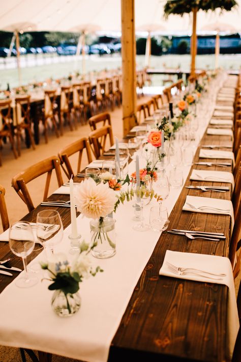 Wedding Banquet Tables, Banquet Seating Wedding, Banquet Style Wedding Tables, Long Table Set Up, Banquet Tables Wedding, Banquet Table Wedding, Picnic Table Wedding, Wedding Banquet Table, Home Reception