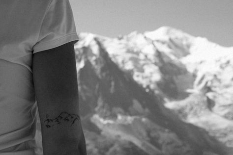 #montblanc #tattoo #tattoomountain #alps #chamonix Mont Blanc Tattoo, Alps Tattoo, Mont Blanc Mountain, Mountain Drawing, Mountain Tattoo, Tat Ideas, Swiss Alps, Tatting, Tattoo Quotes