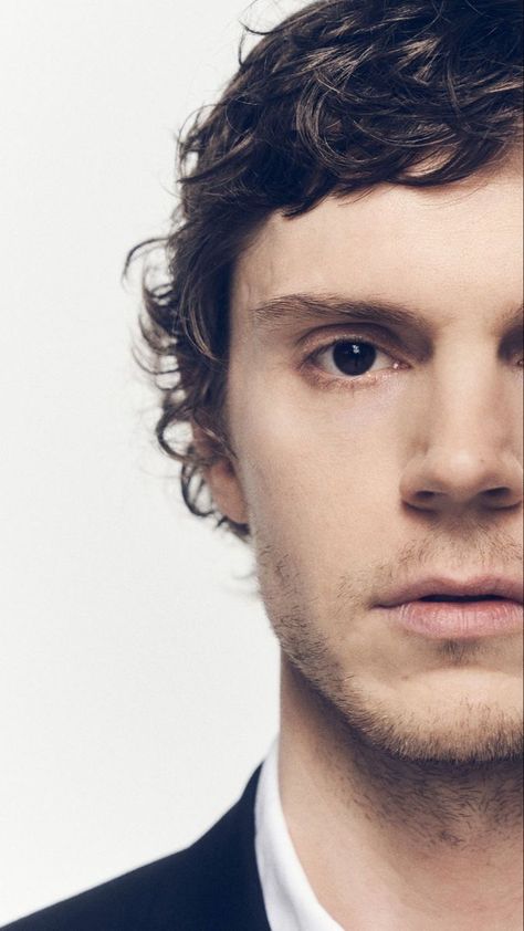 Evan Peters Portrait, Evan Peters Aesthetic, Peter Evans, Smash Board, Bf Material, Evan Peters, Male Portrait, Ex Husbands, Man Crush