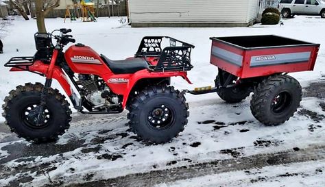 1985 Honda ATC250ES BIGRED with Custom Honda Trailer Honda Trike, Atv Attachments, Vintage Honda Motorcycles, Atv Trailers, Atv Riding, Tricycle Bike, 4 Wheelers, Dirt Bike Girl, Honda Bikes