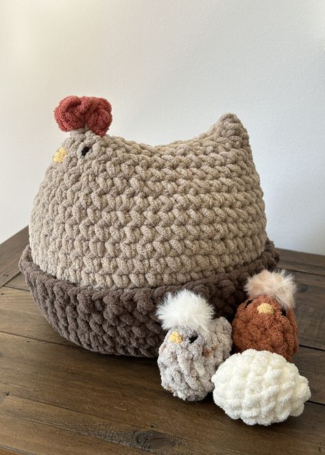 All things Mabel Archives - Oak and Marlow Chicken Crochet Pattern, Crochet Craft Fair, Chunky Crochet Blanket Pattern, Chicken Crochet, Chunky Crochet Blanket, Mama And Mini, Chicken Pattern, Crochet Chicken, Valentines Patterns