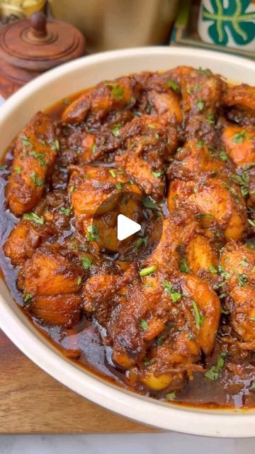 Chicken Bhuna, Chicken Curry Recipe, Healthy Protein Snacks, Chicken Masala, Chicken Gravy, Masala Recipe, Curry Chicken Recipes, Recipe Chicken, Curry Recipe