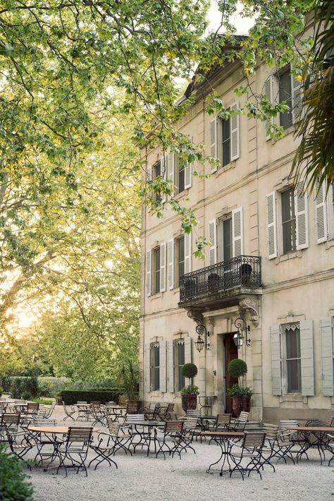 French Country Garden Patio, French Country Garden, Chateau France, French Chateau, Provence France, Country Garden, French Countryside, French Country House, French Decor