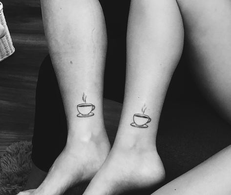 Small Coffee Tattoo Ideas, Coffee Matching Tattoo, Best Friend Tattoos Coffee, Small Coffee Tattoo, Matching Coffee Tattoos, Mug Tattoo Design, Oliver Tattoo, Coffee Mug Tattoo, Coffee Tattoo Ideas