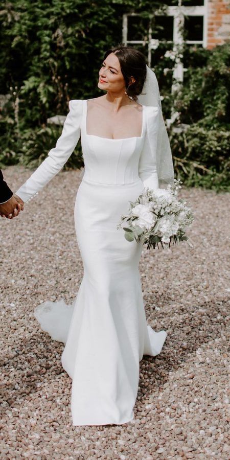 Simple Wedding Gown Minimalist, Bridal Gowns With Sleeves, Modest Long Sleeve Wedding Dresses, Famous Brides, Trumpet Wedding Gown, Wedding Gown Simple, Suzanne Neville, Simple Wedding Gowns, Bride Dress Simple