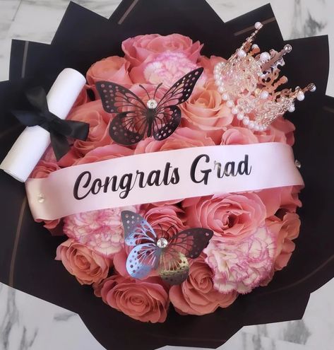 Just about the end of grad season♡ #graduationseason #graduation #classof2024 #congratsgrad #pinkroses #pinkcarnations #butterflies #rialto #fontana Graduate Flower Bouquet, Graduation Roses Bouquet, Bouquet Graduation, Graduation Bouquet, Graduation Flowers, Birthday Flowers Bouquet, Graduation Caps, Pink Carnations, Congrats Grad