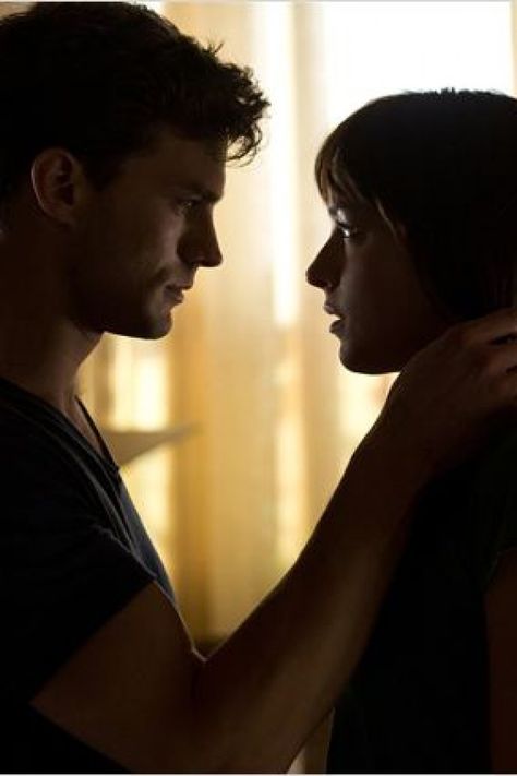 Comment les scènes d'amour de 50 Shades of Grey ont-elles été tournées ? Couple Movie, Selfish Men, Laters Baby, In And Out Movie, Sometimes I Wonder, Dark Soul, 50 Shades Of Grey, Fifty Shades Of Grey, 50 Shades