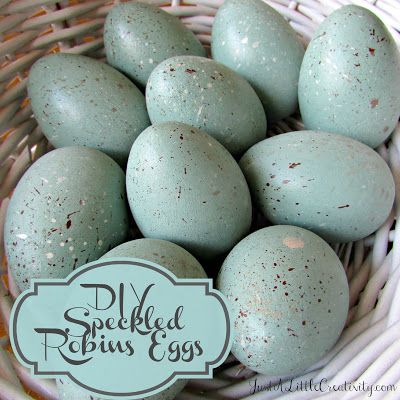 Diy Osterschmuck, Kids Help, Speckled Eggs, Crochet Easter, Craft Paint, Egg Crafts, Wooden Eggs, Easter Decorations Diy Easy, Spring Easter Decor