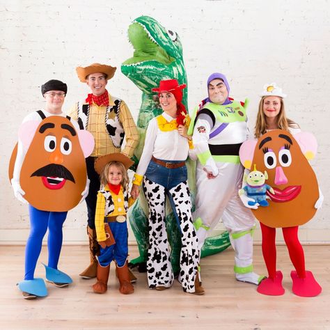 You've got a friend in us! Reach for the sky with this Toy Story group Halloween costume. Disney Group Halloween Costumes For Work, Family Mario Costumes Group Halloween, Family Costume Toy Story, Family Of 4 Halloween Costumes Toy Story, Tot Story Costumes, Toys Story Costumes, Toy Story Customes Ideas, Toystory Halloween Family, Family Costumes For 5 People