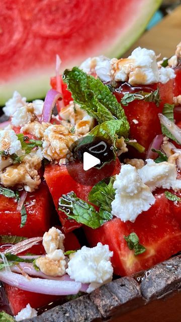 Mint Recipes Fresh, Feta Cheese Salad, Greek Summer, Watermelon And Feta, Honey Sauce, Cut Watermelon, Mint Recipes, Watermelon Salad, Feta Salad