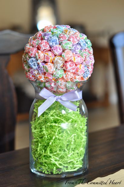 Dum Dums Dum Dum Bouquet, Crafts With Tissue Paper, Easter Hosting, Candy Land Party, Big Birthday Party, Easy Paper Crafts For Kids, Lollipop Bouquet, Secretary Gifts, Candy Arrangements