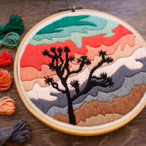 Jen Smith on Instagram: “An ode to the state of California...Joshua Tree at Sunset. #makestuff” Have A Great Saturday, Hand Work Embroidery, Art Embroidery, Thread Painting, Modern Embroidery, Hand Embroidery Stitches, Embroidery Craft, Needle Art, Stitching Art