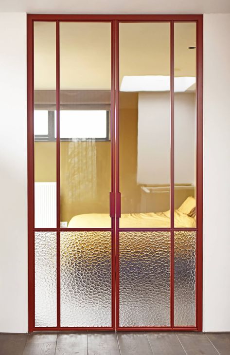 Coloured Crittal Doors, Glass Steel Door, Glass Wall Entrance, Glass Door In Kitchen, Door Frame Ideas, Glass Doors Bedroom, Glass Door Bedroom, Interior Door With Glass, Glass Door Entrance